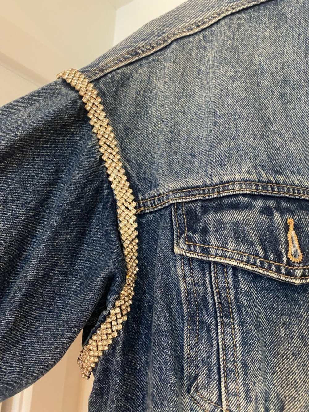💕Denim Jacket💕 - Picture 2 of 5